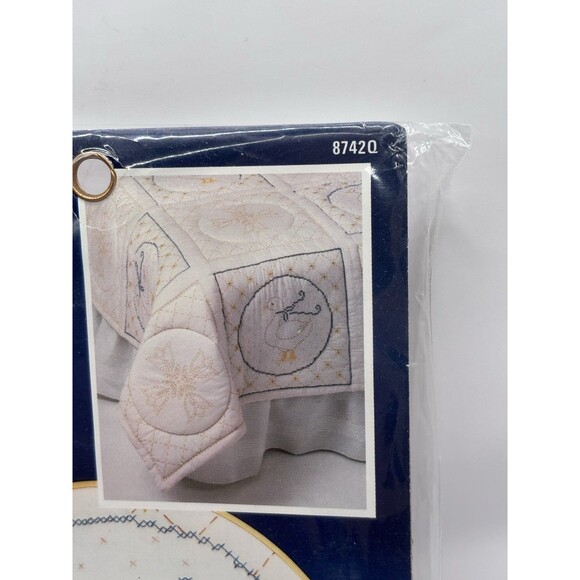 VOGART CRAFTS ~ GOOSE ~ QUILT BLOCKS FOR EMBROIDERY OR BALLPOINT PAINTING #8742Q - Picture 2 of 6